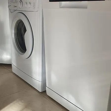 De L'aiguille * Oeyreluy