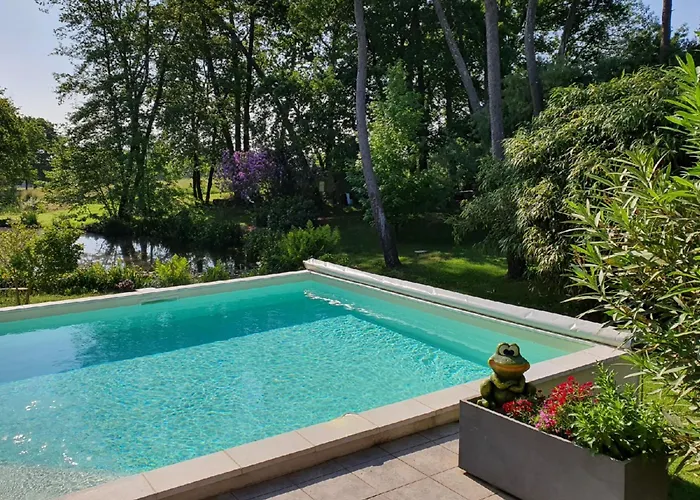 De L'aiguille Ferienhaus Oeyreluy